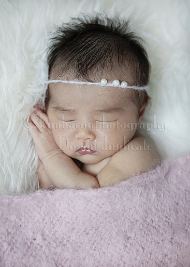 Newborn Kayleigh 